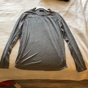 Grey long sleeve tee